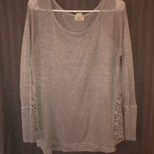 Grey long sleeve shirt